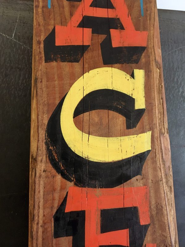 Insegna dipinta a mano su legno stile country western Insegna dipinta a mano su legno stile country western