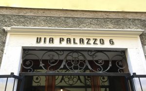 Numero civico indirizzo dipinto a mano su pietra Numero civico indirizzo dipinto a mano su pietra