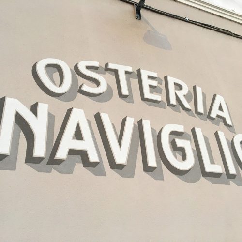 Osteria Naviglio Rezzato - Insegna disegnata e dipinta a mano su muro