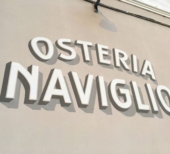 Osteria Naviglio Rezzato - Insegna disegnata e dipinta a mano su muro