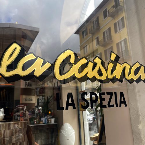 La Casina La Spezia - Vetrina dipinta a mano con foglia oro