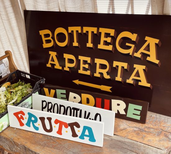 Frutta Verdura - Insegne agriturismo bottega - vendita di prodotti tipici