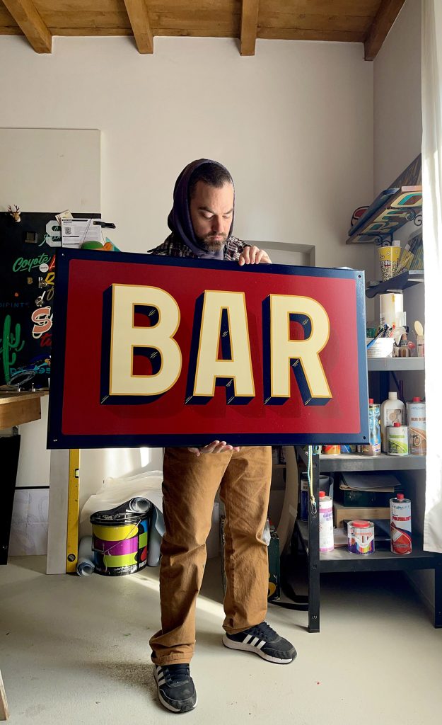 Insegna Bar vintage dipinta a mano Insegna Bar vintage dipinta a mano