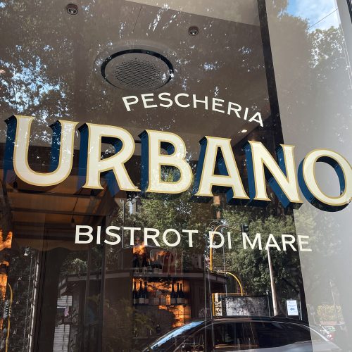 Urbano pescheria e bistrot di mare - Insegna dipinta a mano su vetro Roma