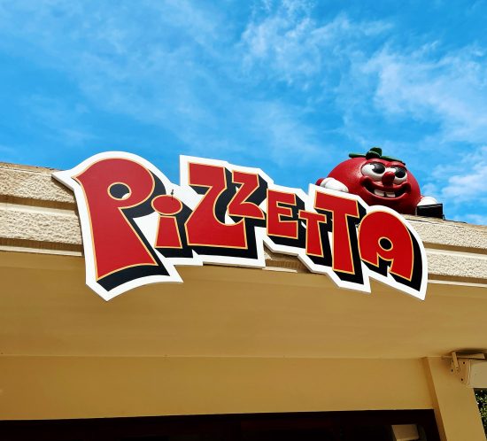 Insegna Sagomata dipinta a mano - Pizzetta Pineto